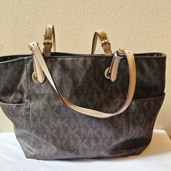 Michael Kors Handbags - Michael kors shoulder bag